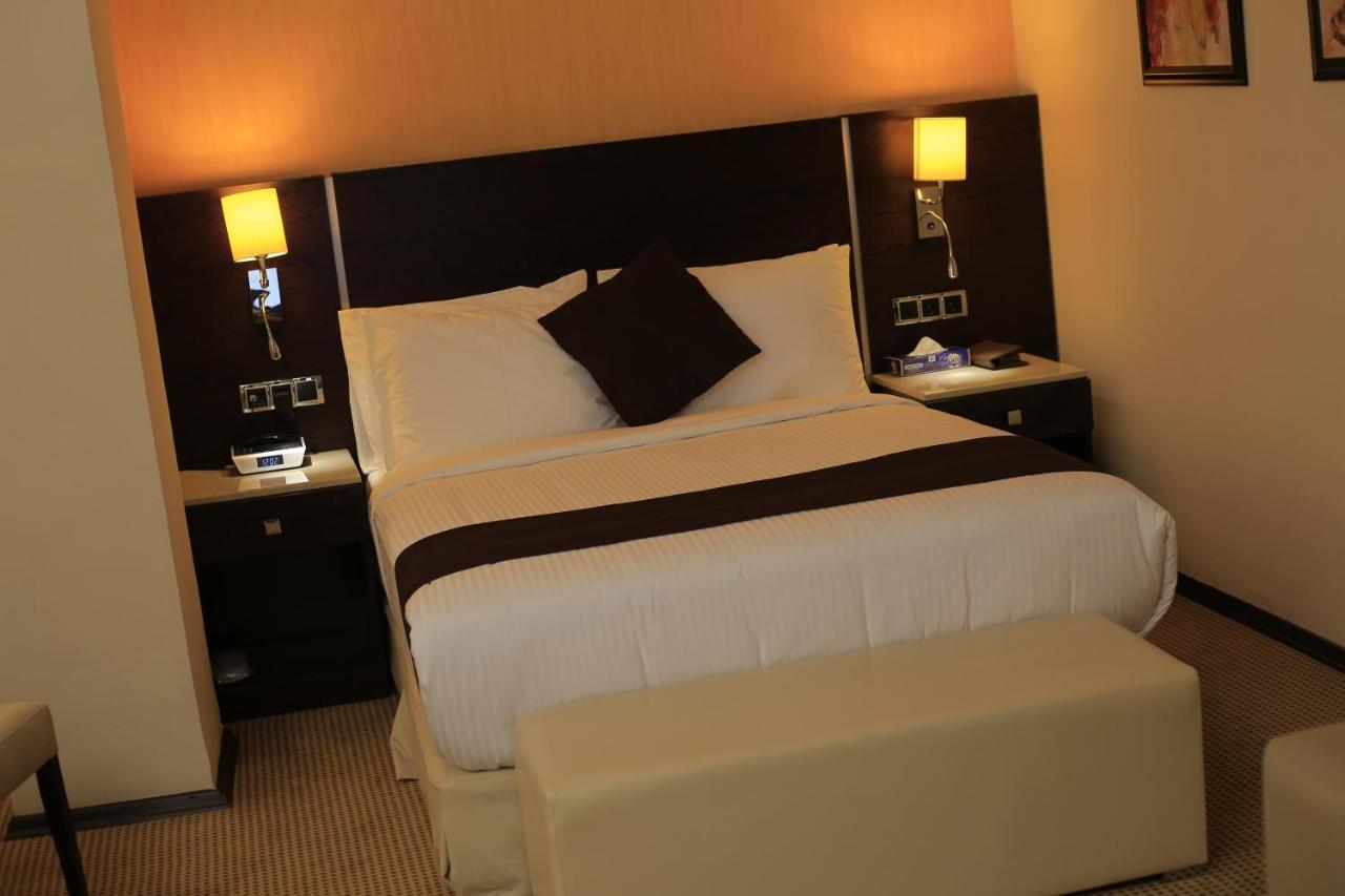 Cassiopeia Hotel Addis Abeba Buitenkant foto