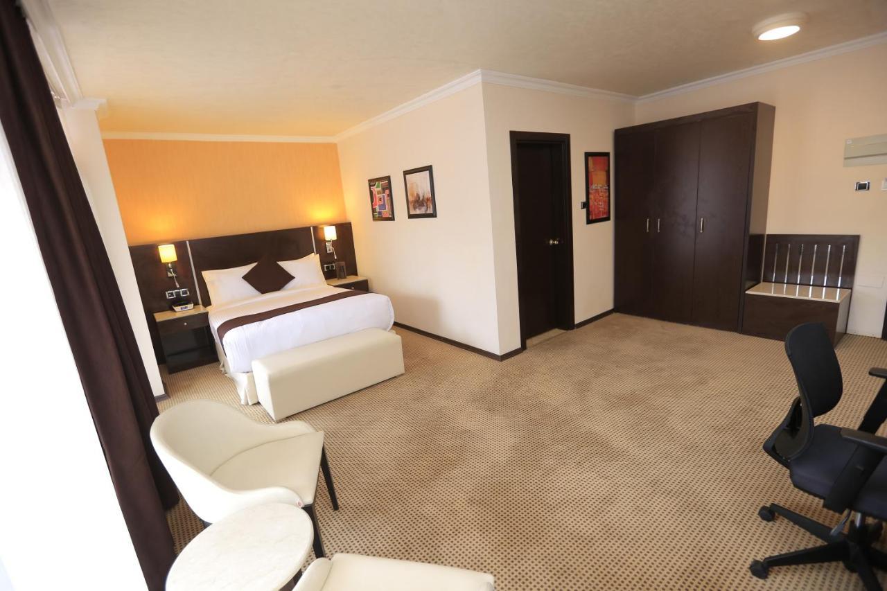 Cassiopeia Hotel Addis Abeba Buitenkant foto