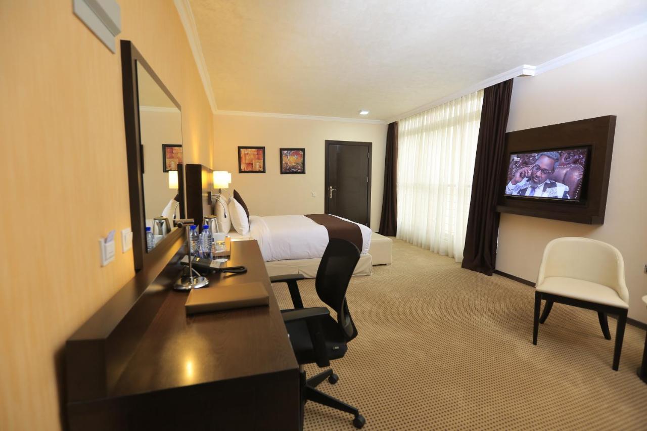 Cassiopeia Hotel Addis Abeba Buitenkant foto