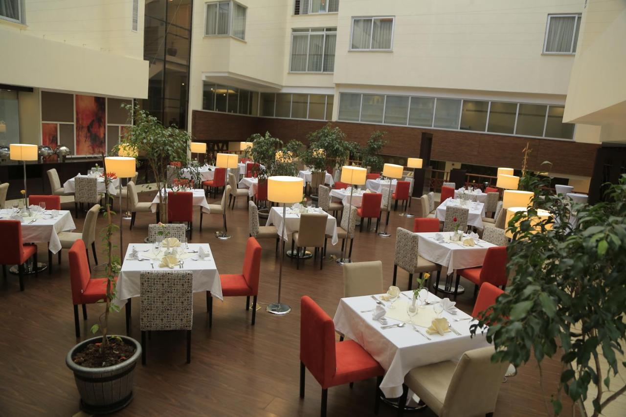 Cassiopeia Hotel Addis Abeba Buitenkant foto