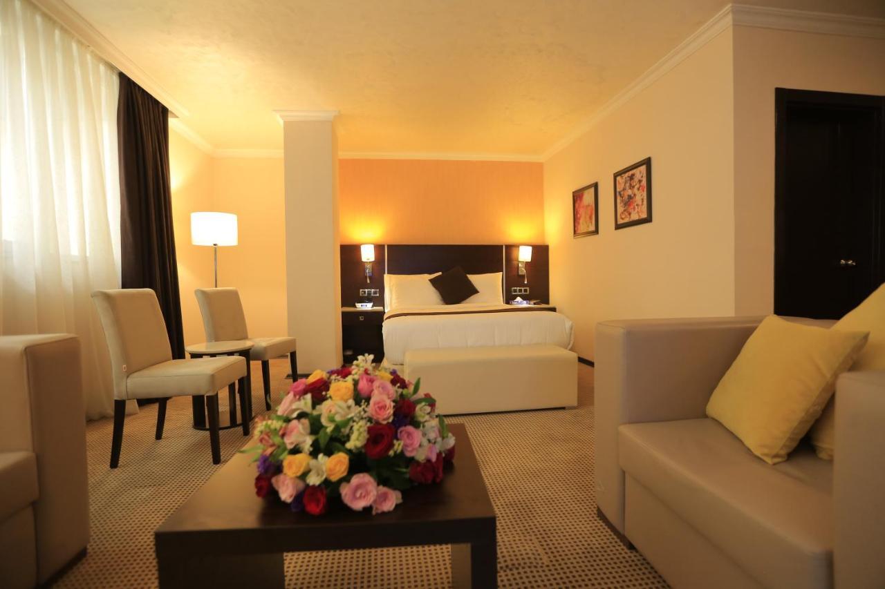 Cassiopeia Hotel Addis Abeba Buitenkant foto