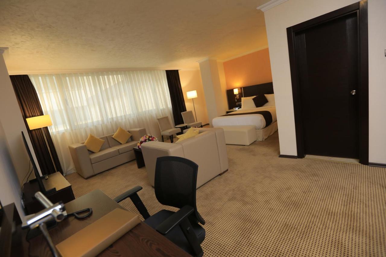 Cassiopeia Hotel Addis Abeba Buitenkant foto