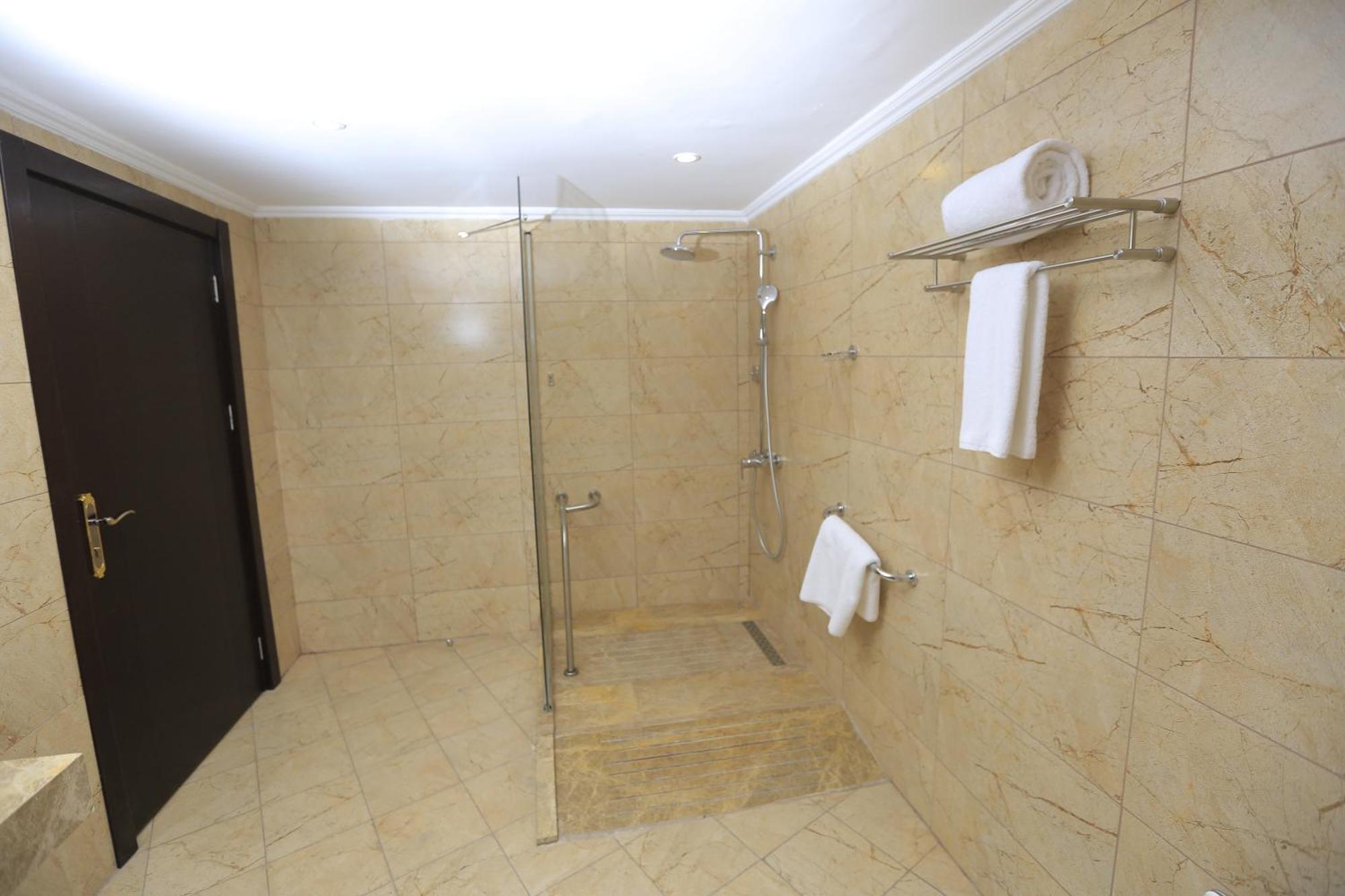 Cassiopeia Hotel Addis Abeba Buitenkant foto