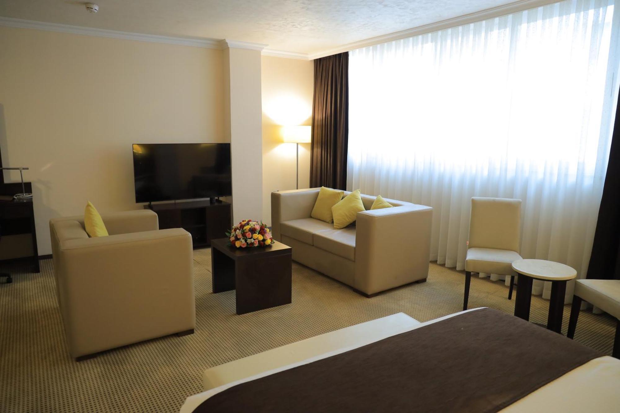 Cassiopeia Hotel Addis Abeba Buitenkant foto