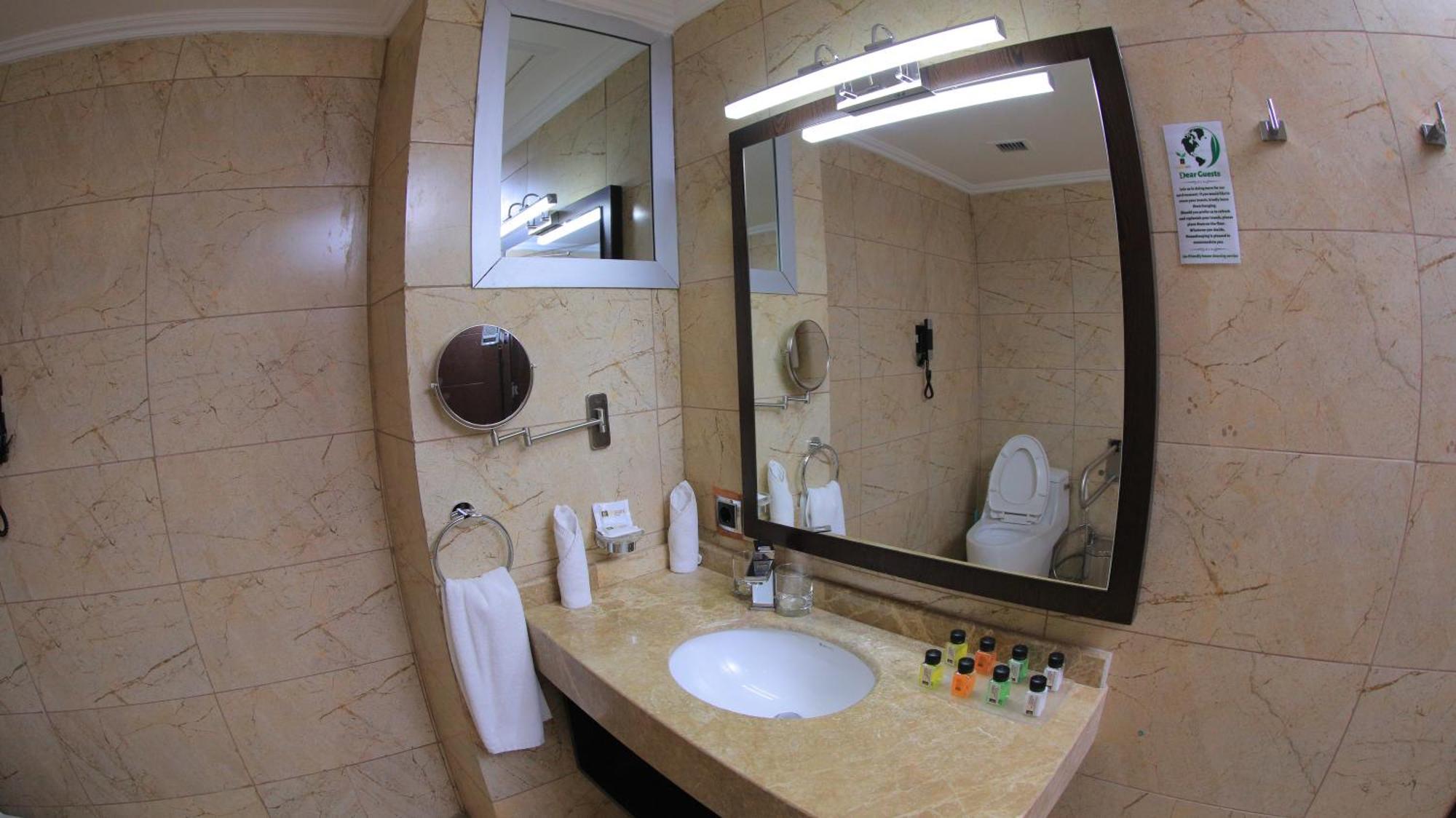 Cassiopeia Hotel Addis Abeba Buitenkant foto