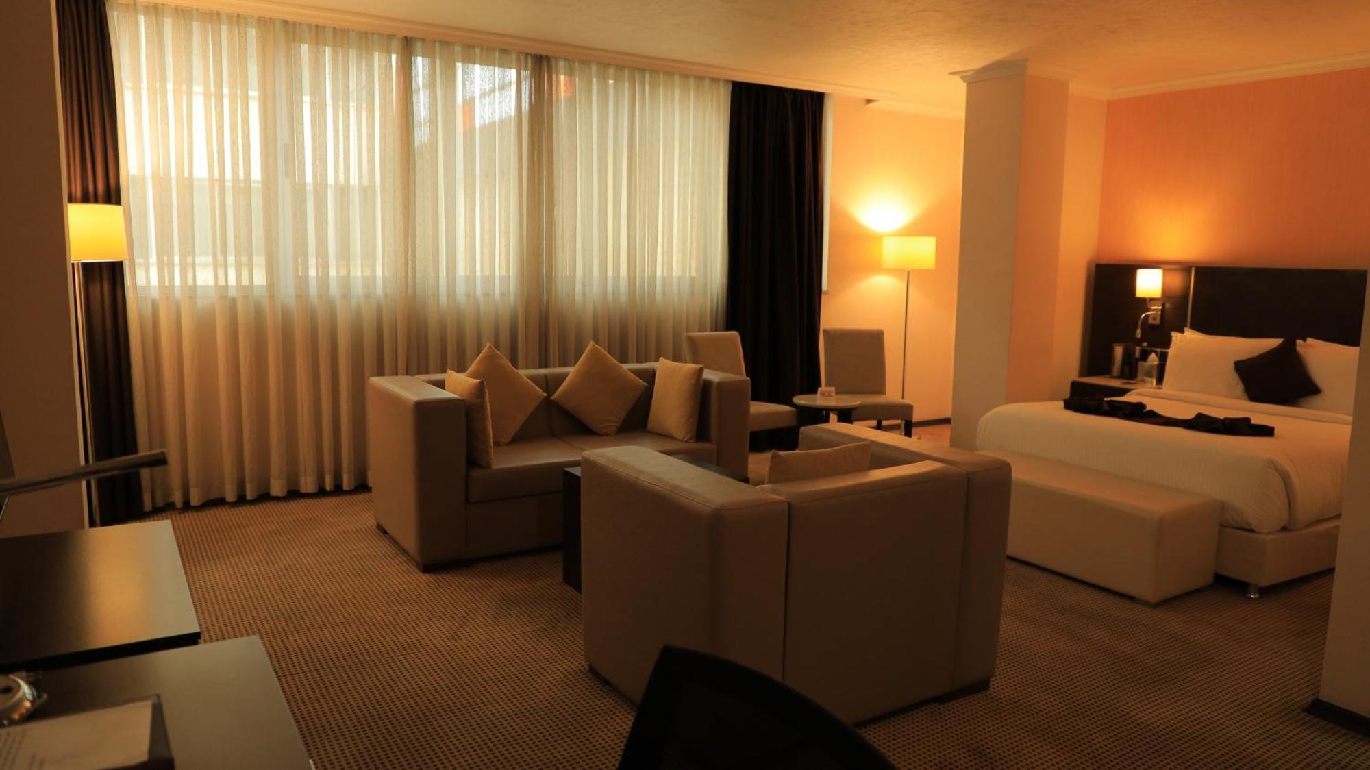 Cassiopeia Hotel Addis Abeba Buitenkant foto